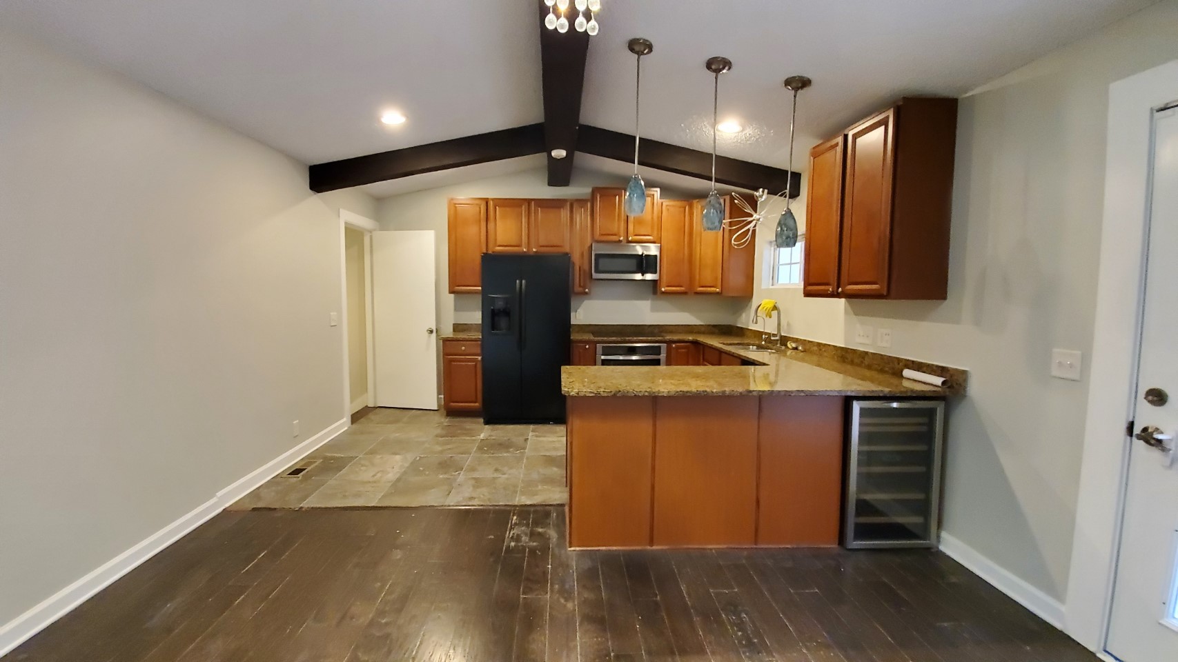 kitchen-side.jpg
