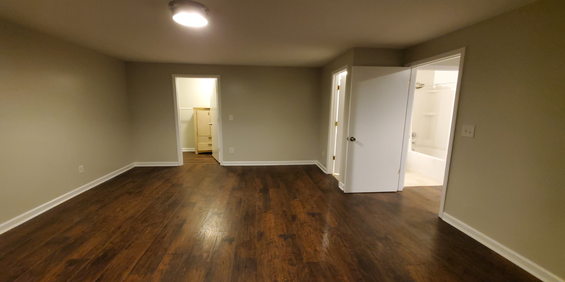 room4.jpg